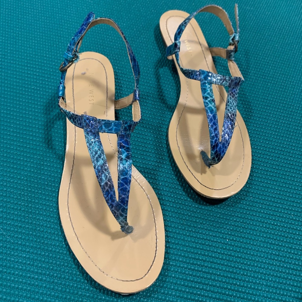 Nine West blue snake print sandals